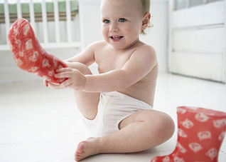 如何挑选宝宝夏季凉鞋-健康之路健康知识